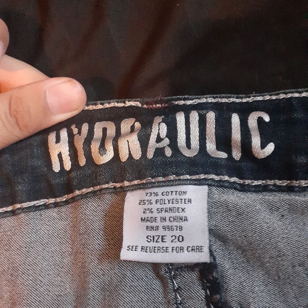 Hydraulic Dark Blue Cropped Jeans with White Embroidered Pockets womens size 20 - Picture 3 of 3